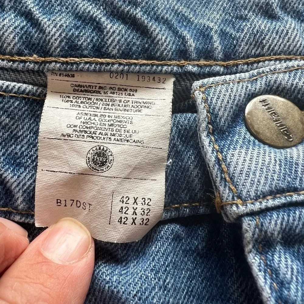 EUC Carhartt Jeans Mens 42x32 Sraight Pockets Loose Original (C3)